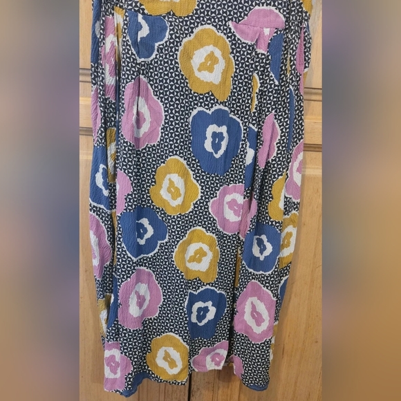 Gorman Size 12 Multicoloured dress, 100% Silk, Stretchy Elastic waist, No Sleeve - Picture 3 of 11